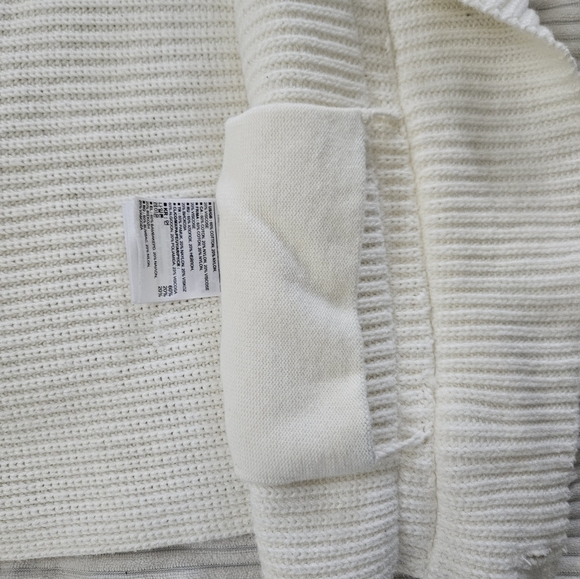 Banana Republic Elegant Cream Sweater Size XL - Picture 7 of 9